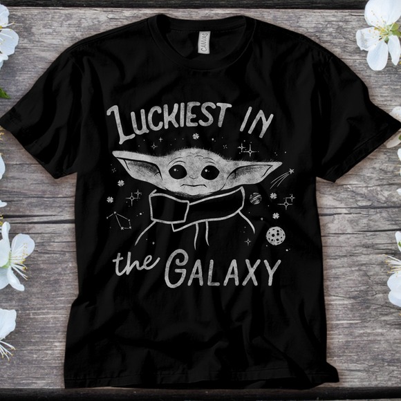 Baby Yoda Star Wars The Mandalorian The Child Luckiest In The Galaxy Unisex - Picture 1 of 2